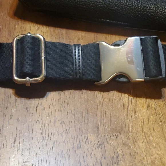 Black Leather Calvin Klein Belt Bag/Cross Body Bag New - Picture 6 of 12